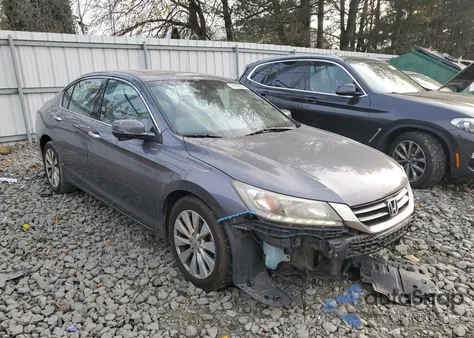 2013 Honda Accord Touring из США, поврежденный, VIN 1HGCR3F92DA009701